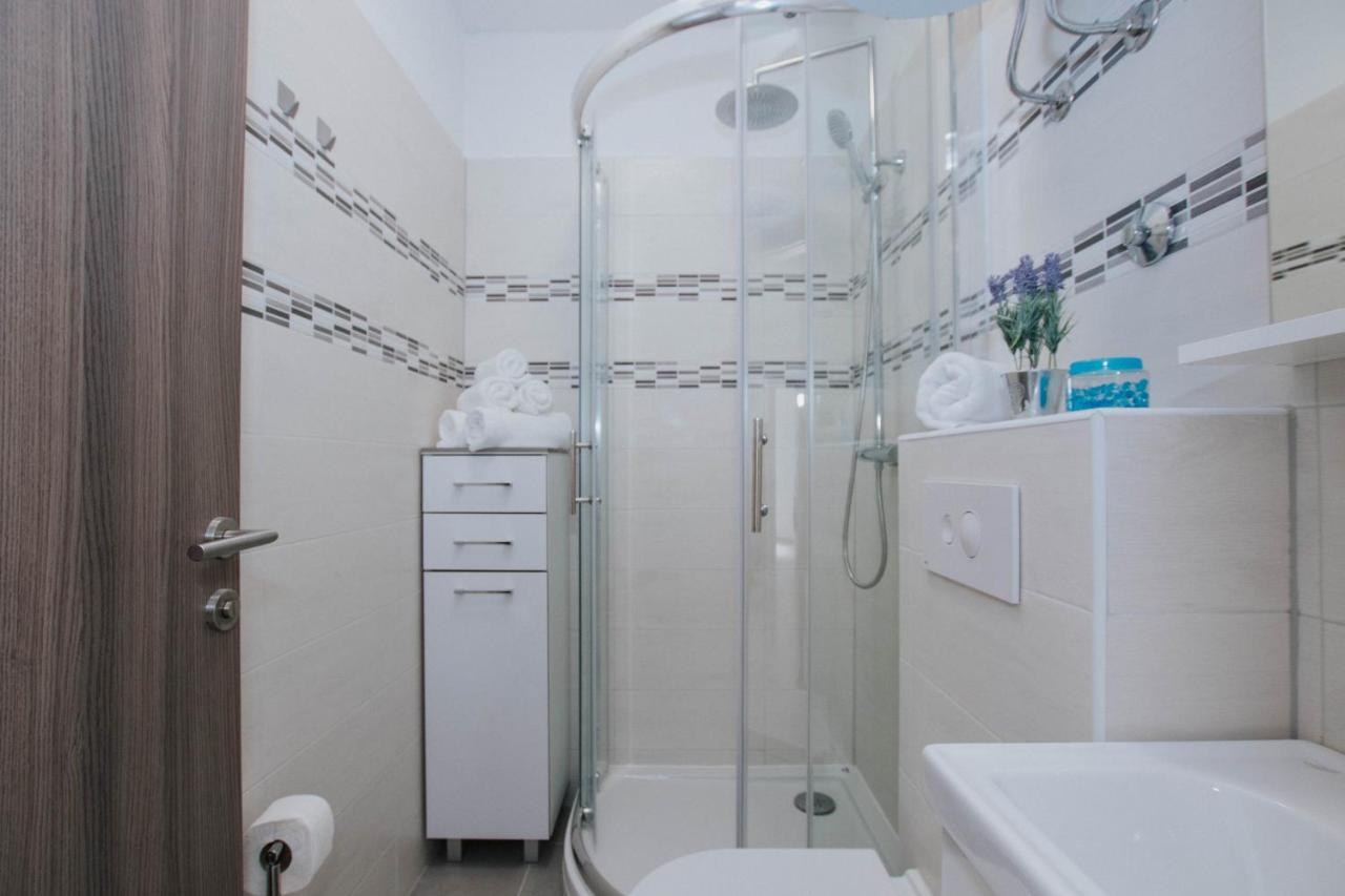 Ferienwohnung Blaise Trogir Exterior foto