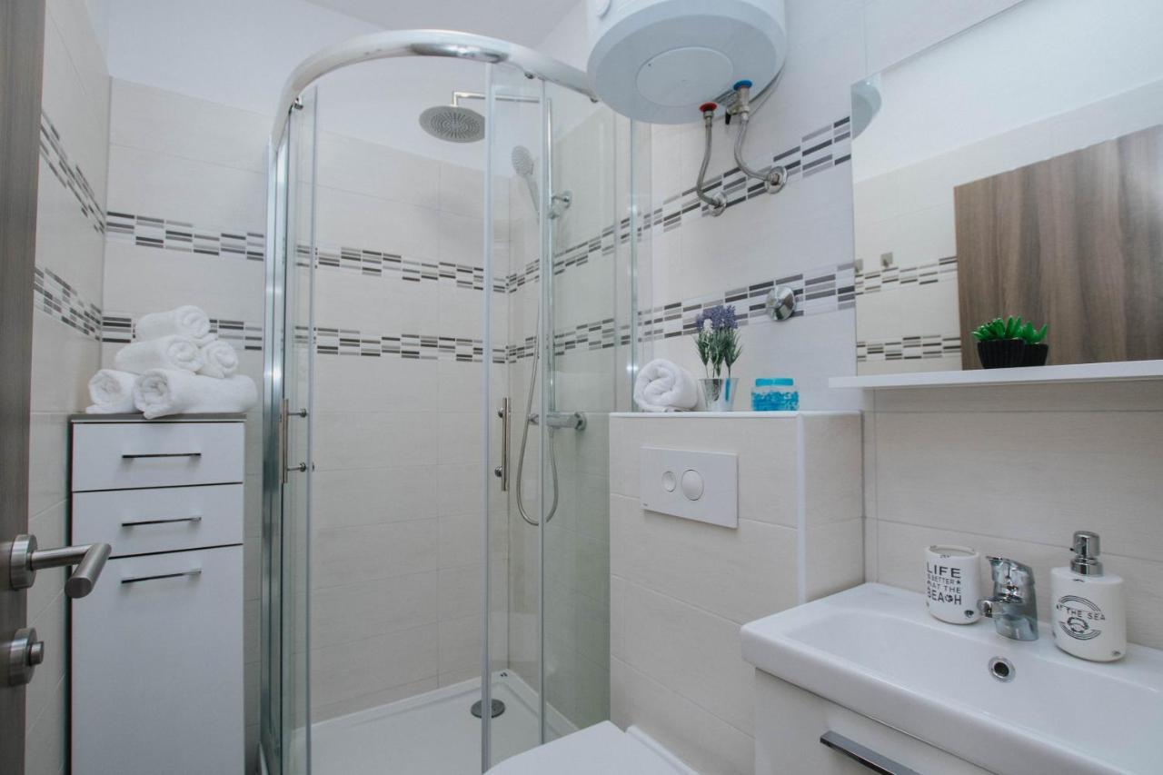 Ferienwohnung Blaise Trogir Exterior foto