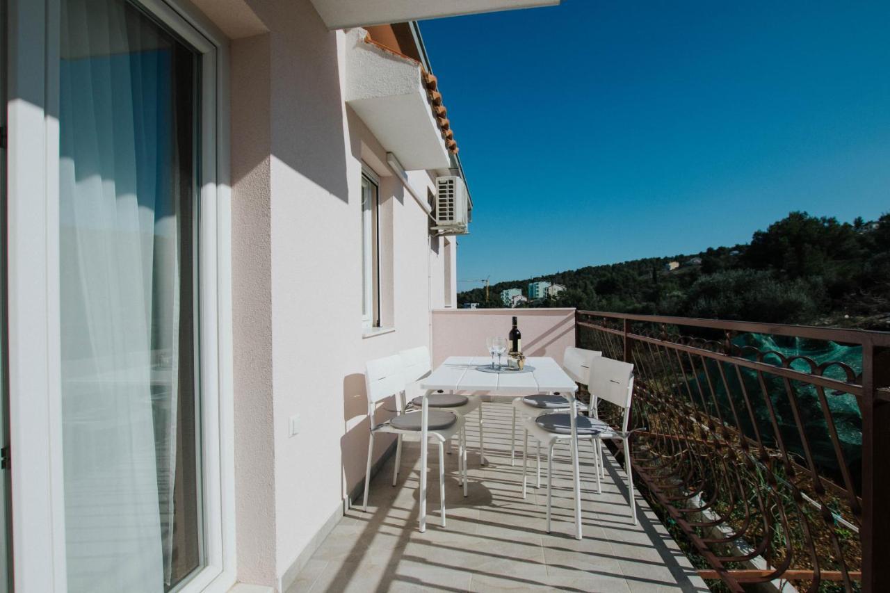 Ferienwohnung Blaise Trogir Exterior foto