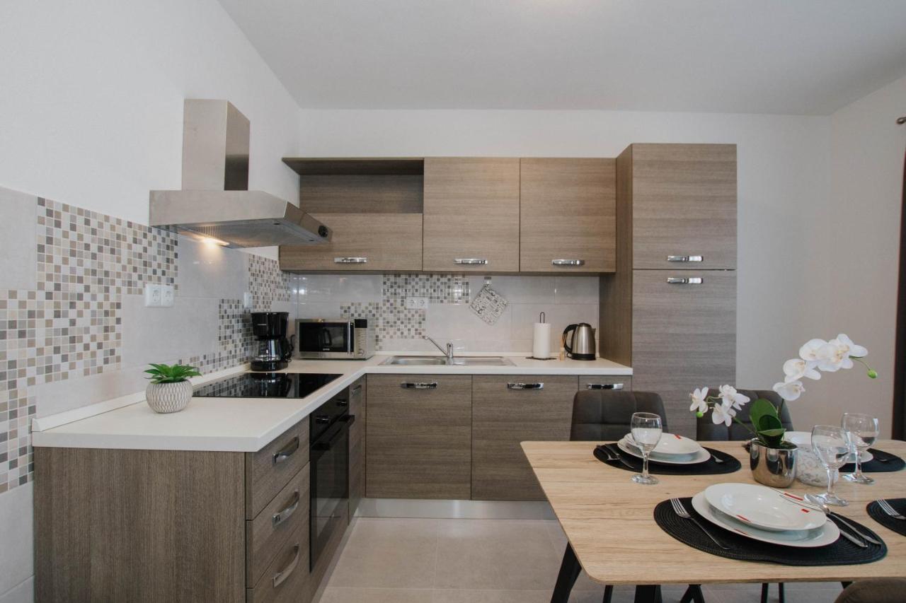 Ferienwohnung Blaise Trogir Exterior foto