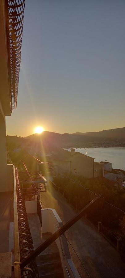Ferienwohnung Blaise Trogir Exterior foto